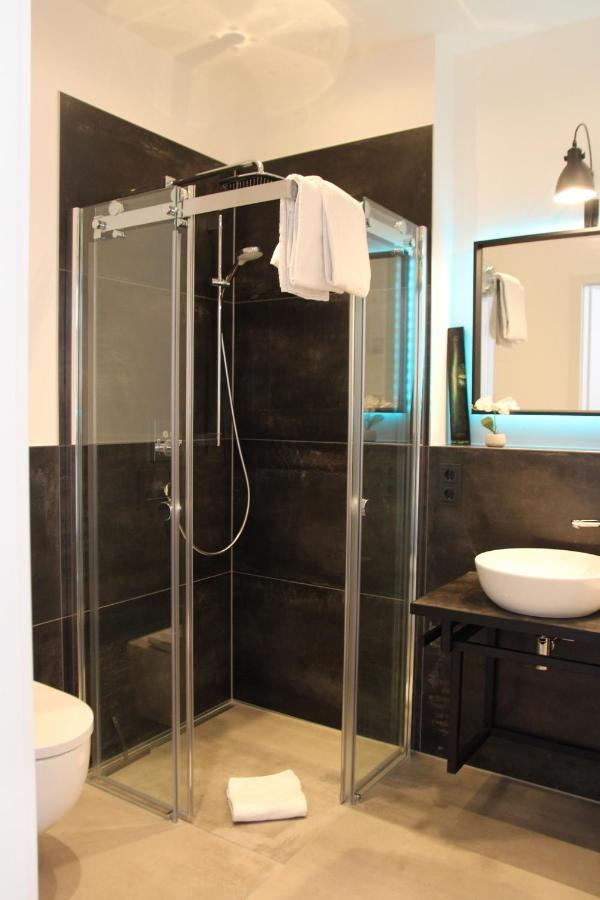 Mosel-Loggia - Luxusapartment -Terrass - Klimaanlage Трабен-Трарбах Экстерьер фото